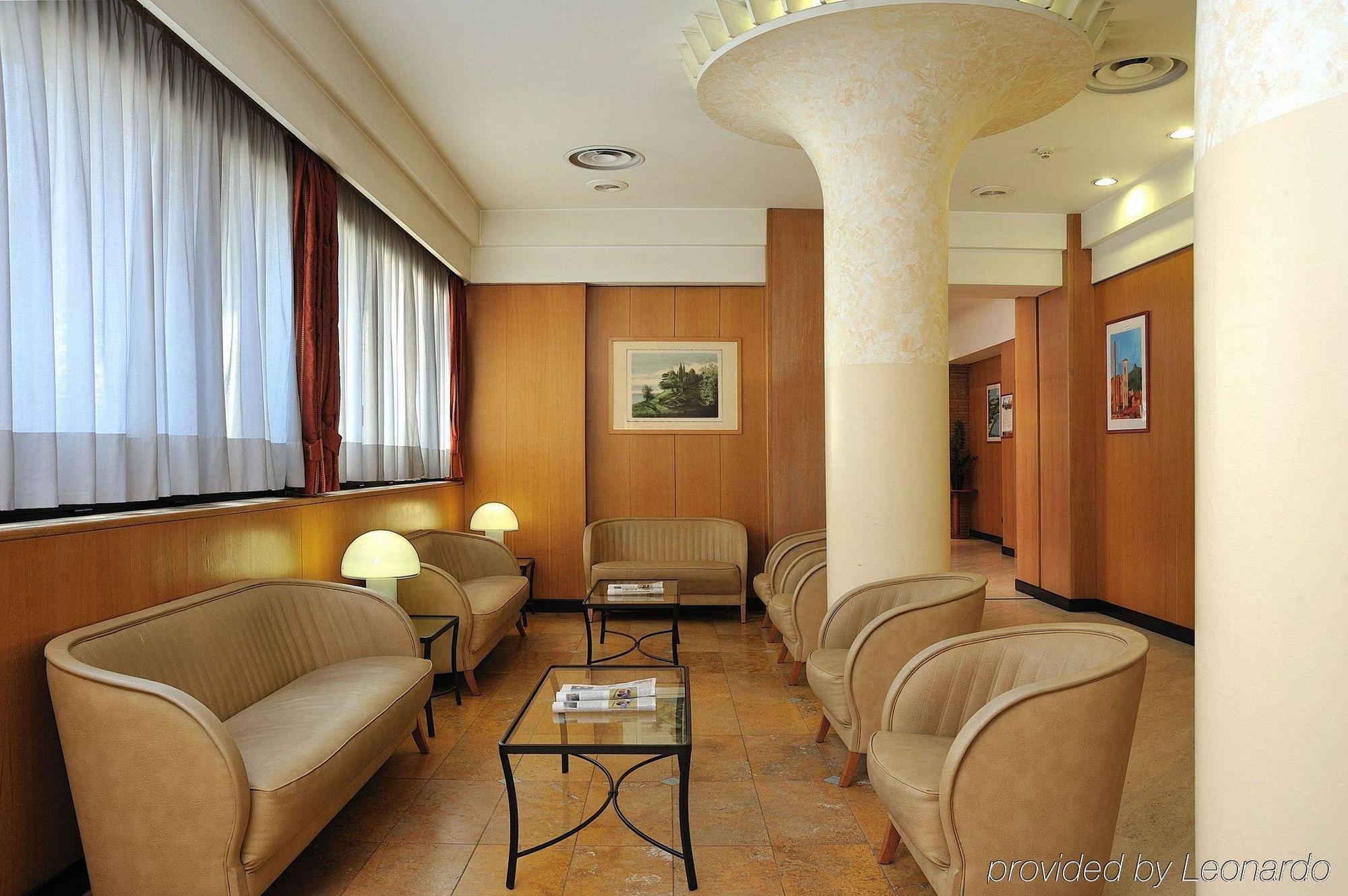 Airport 4* Bolonha
